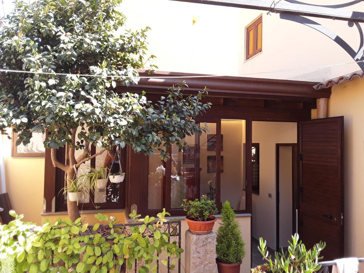 ميلاتسو Al Castello B&B المظهر الخارجي الصورة
