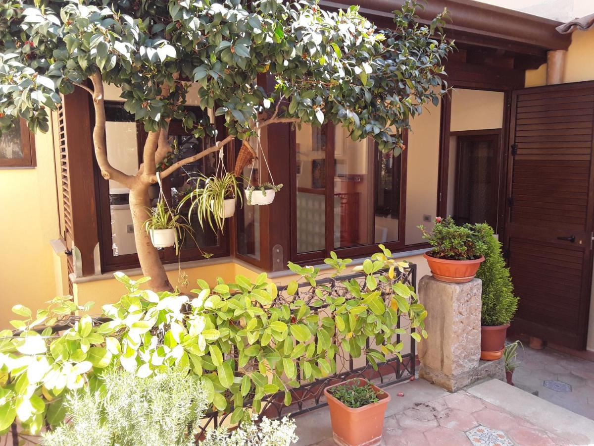 ميلاتسو Al Castello B&B المظهر الخارجي الصورة