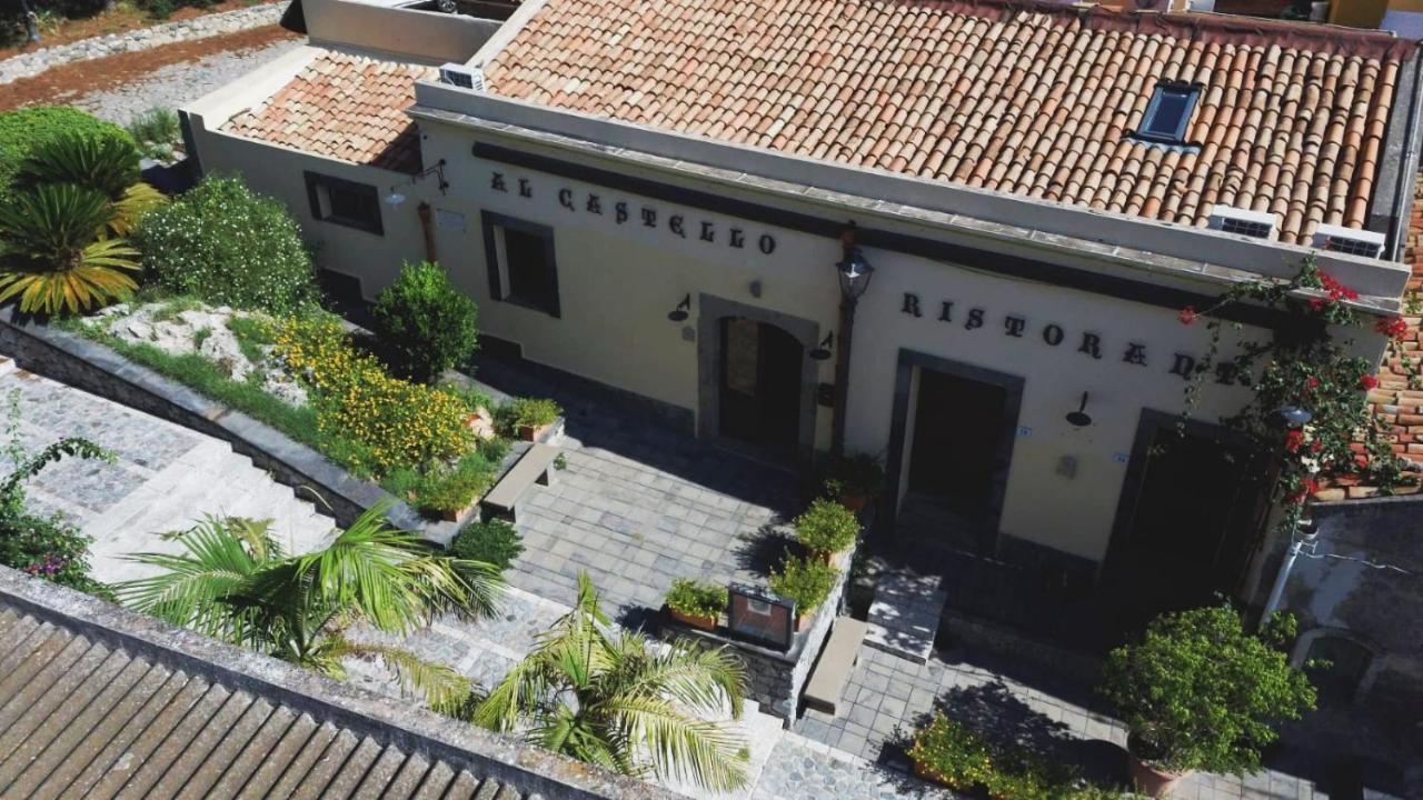 ميلاتسو Al Castello B&B المظهر الخارجي الصورة