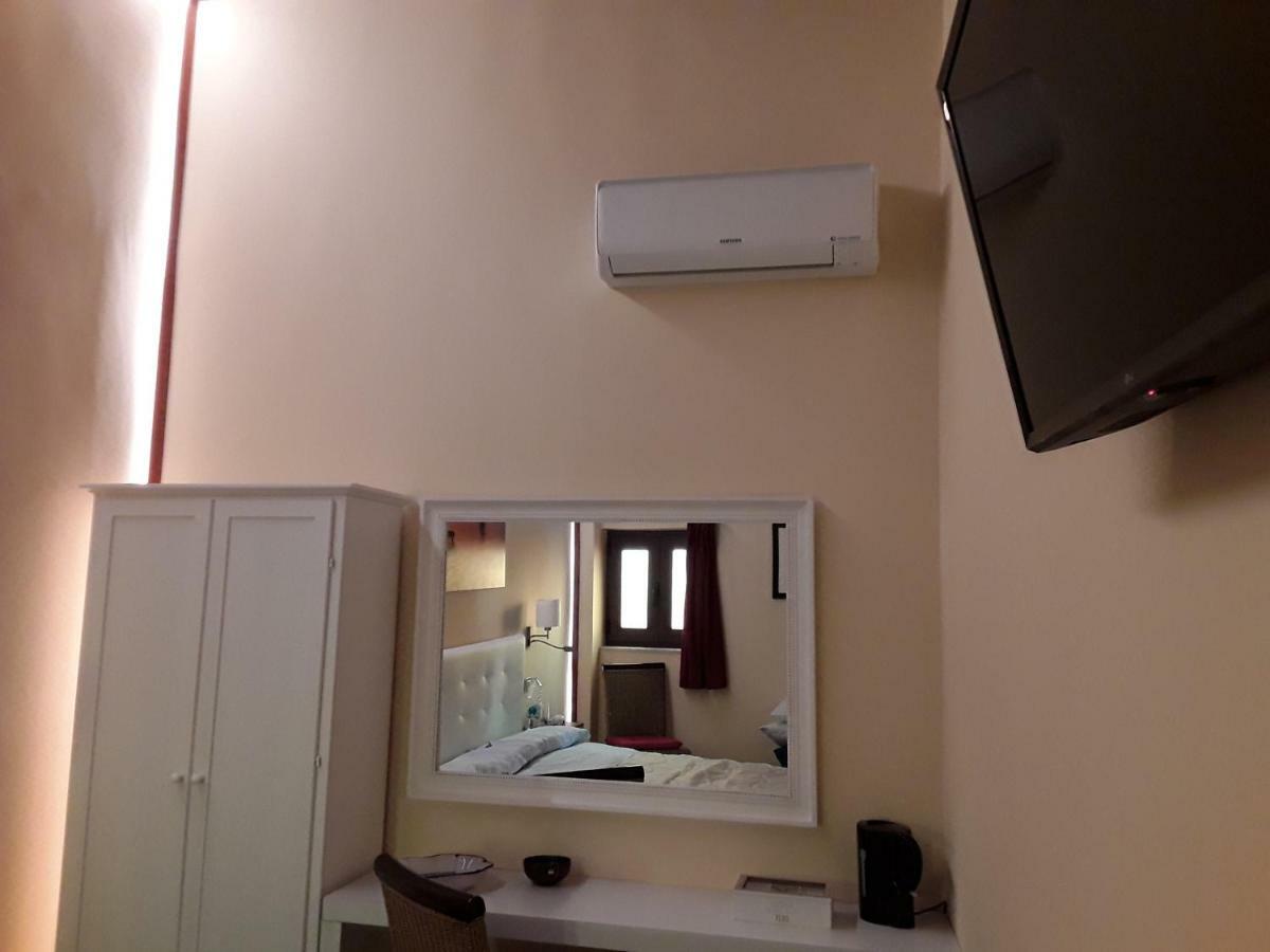 ميلاتسو Al Castello B&B المظهر الخارجي الصورة